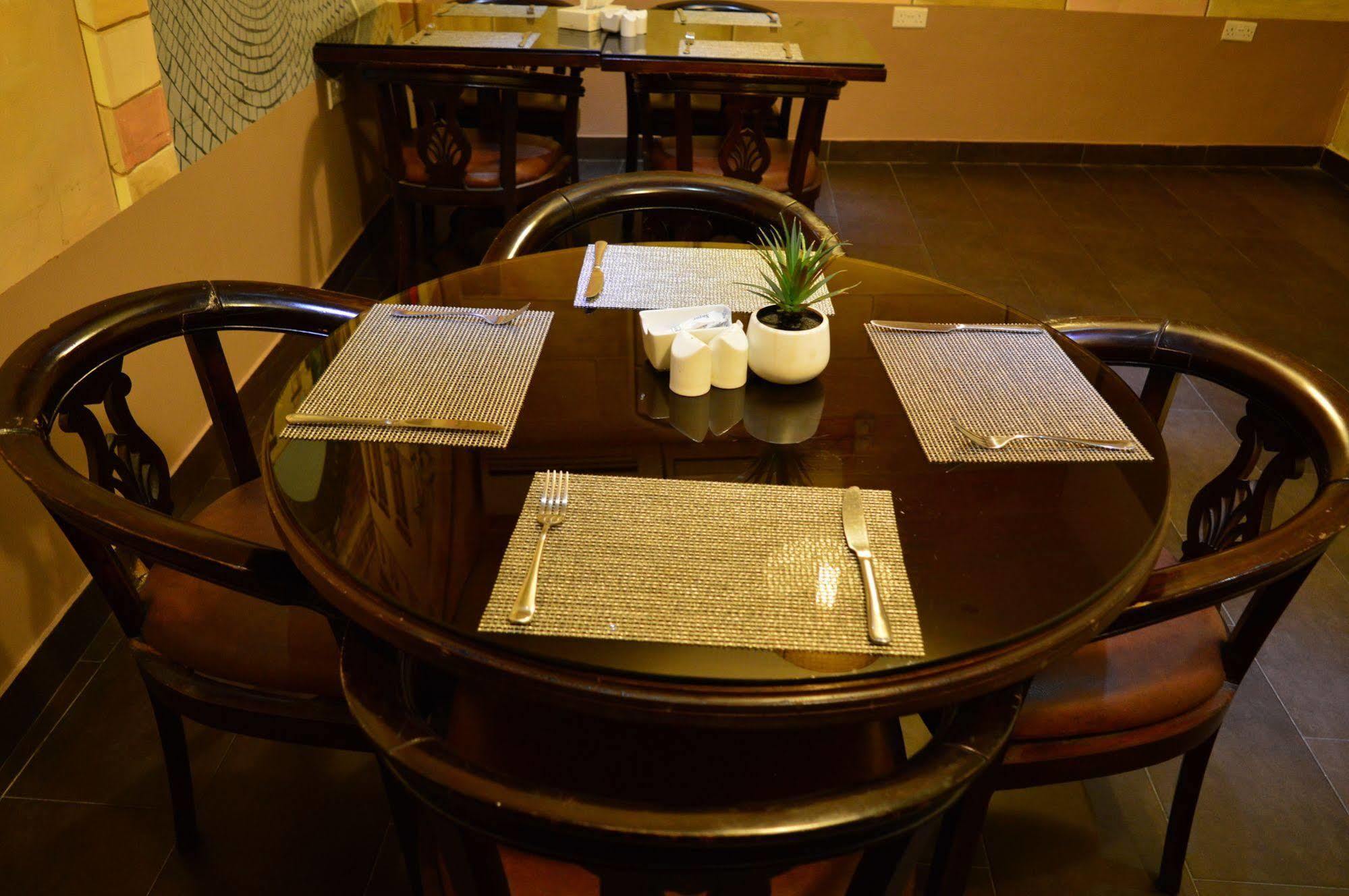 Nadine Hotel Suites Amman Luaran gambar
