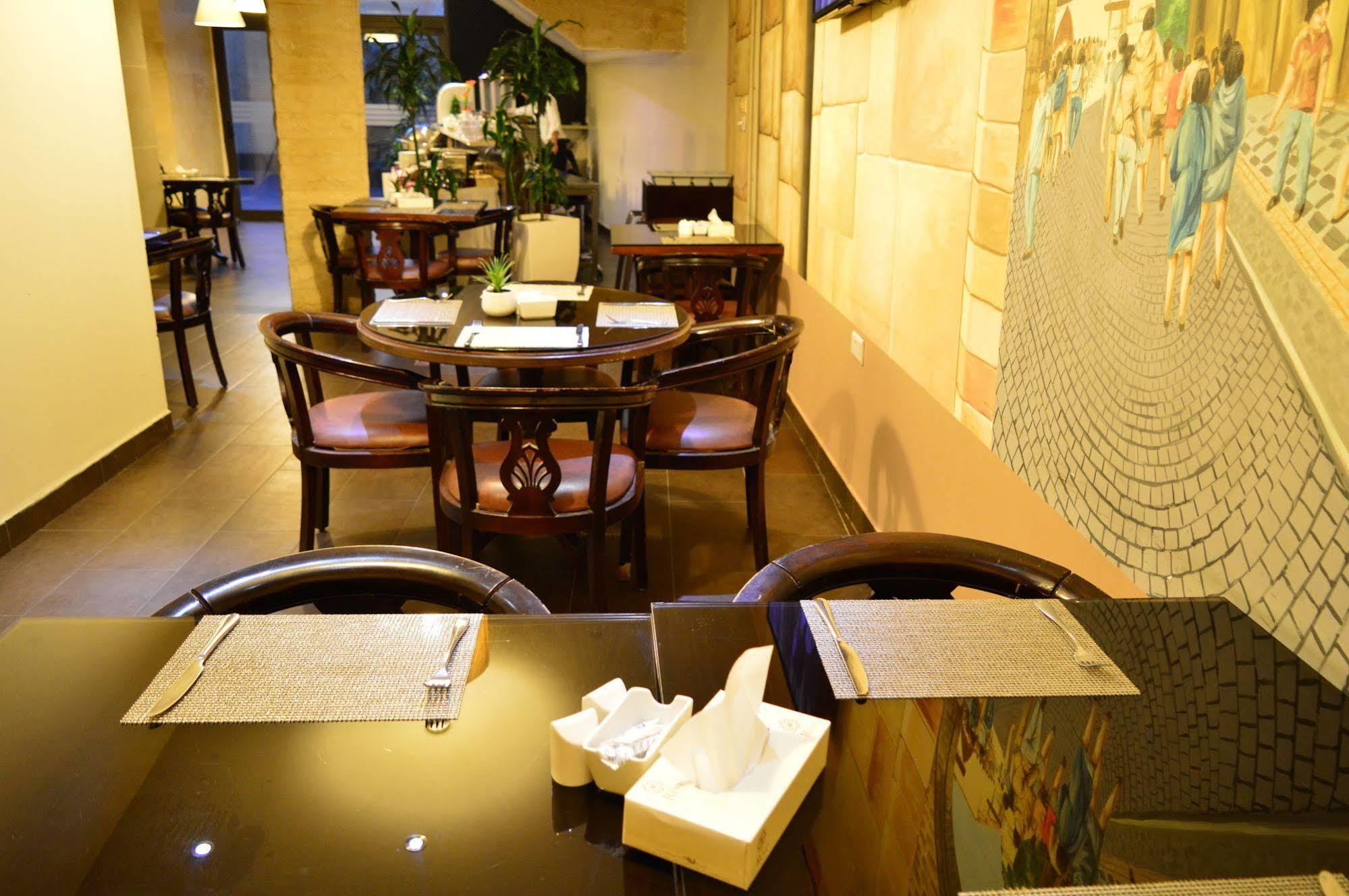 Nadine Hotel Suites Amman Luaran gambar