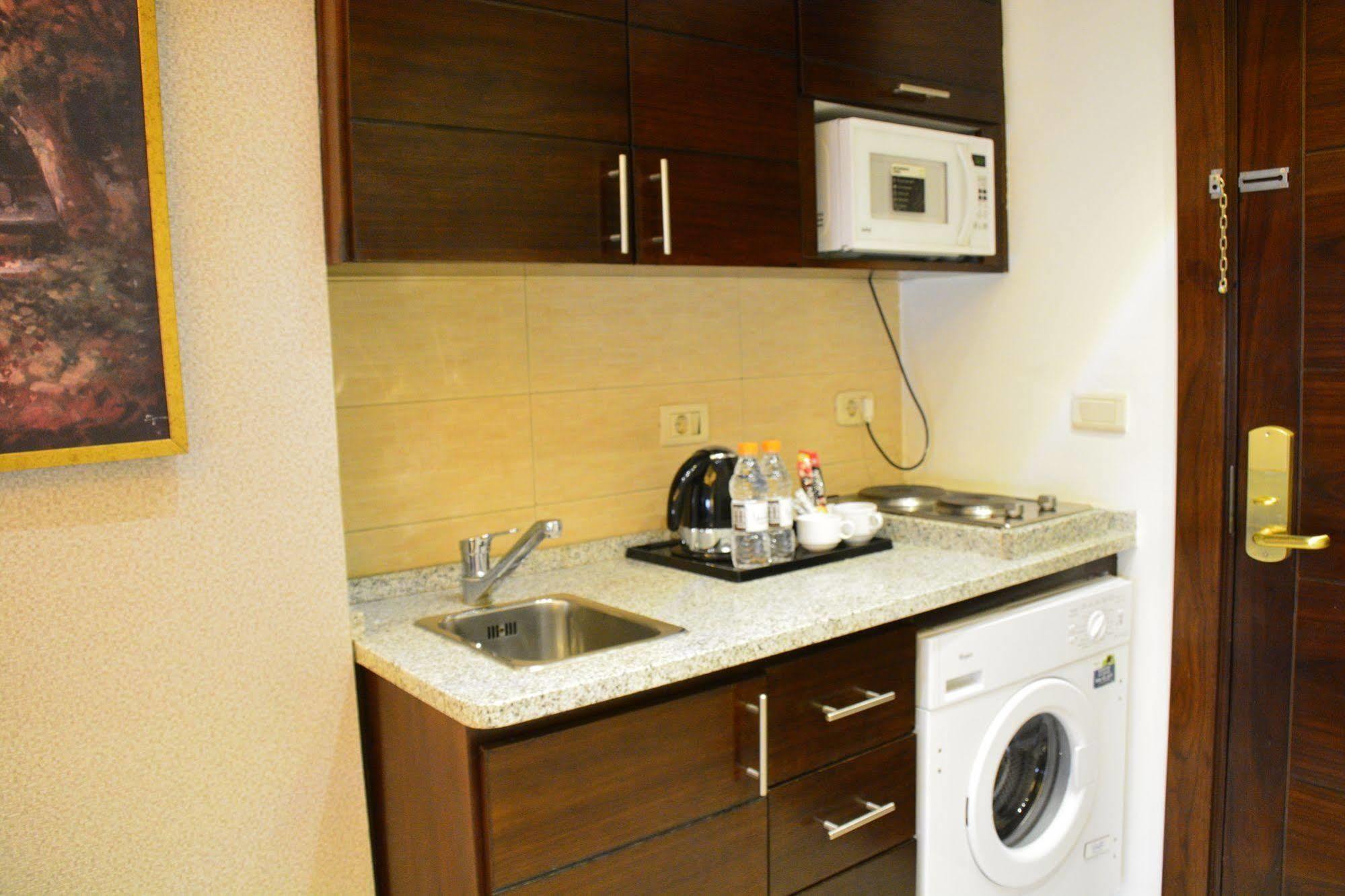 Nadine Hotel Suites Amman Luaran gambar
